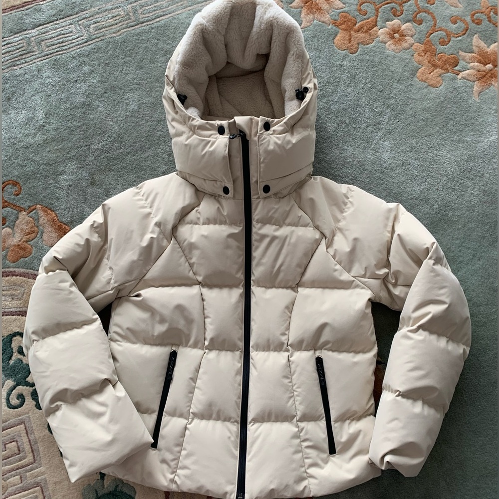 Lands' End Women's Cream Puffer Jacket NWOT